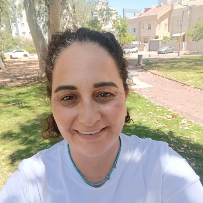 Nanny in Holon: מאיה