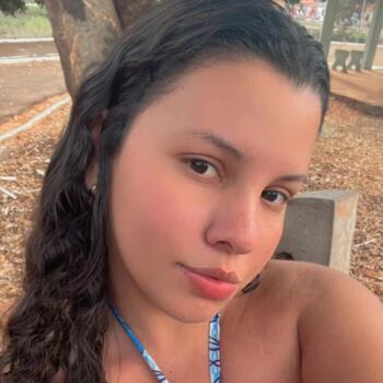 Babysitter in Ribeirão Preto: Vanessa