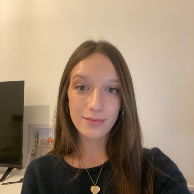 Babysitter in Granada: Paula Lopez Sanchez