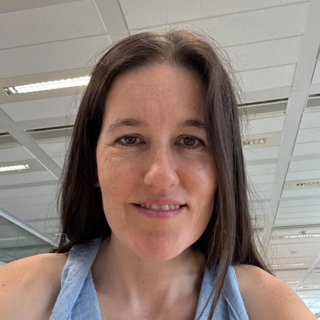 Trabajo de canguro en Vigo: Laura