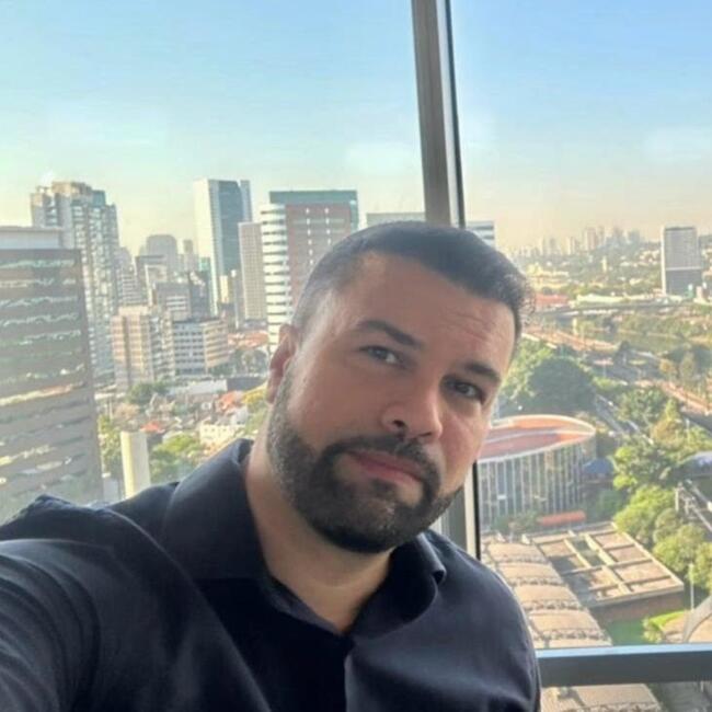 Trabajo para niñera en Belo Horizonte: Junior