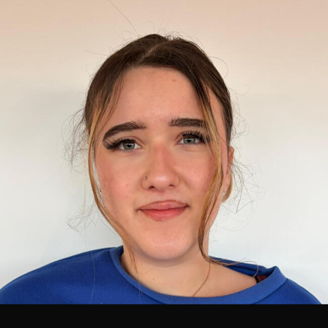 Babysitter in Kehlhof: Attisa