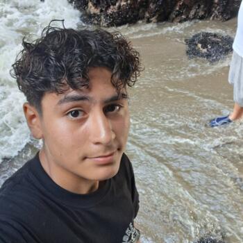 Babysitter in Lima: Riyad