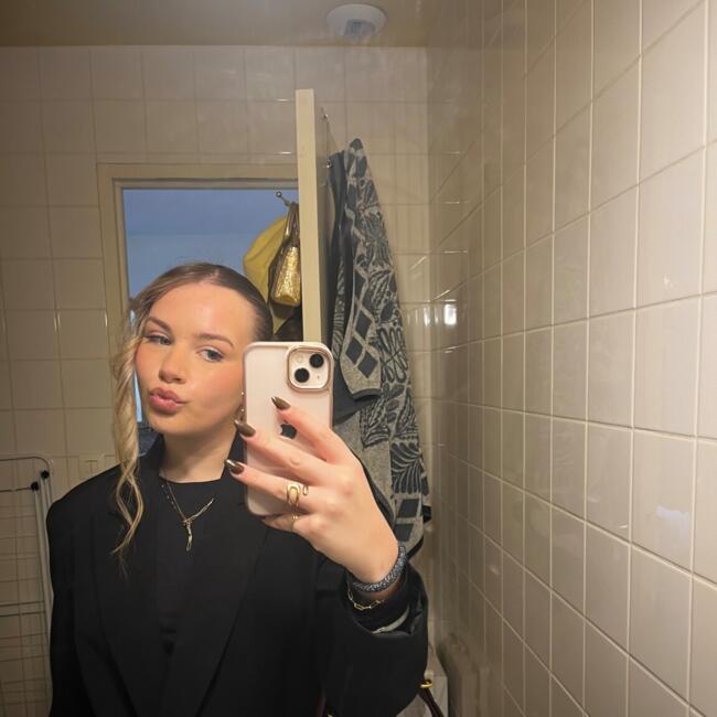 Babysitter in Rennes: Manon