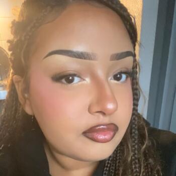 Babysitter in Brest: Soledad