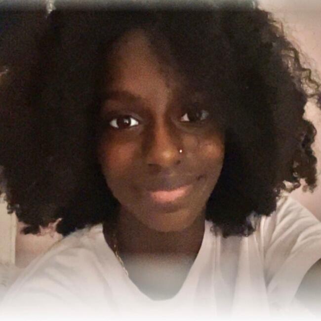 Babysitter in Paris: Myriam