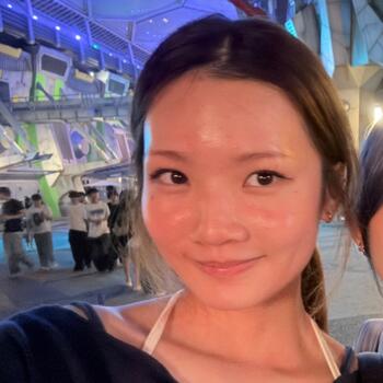 位于Singapore Island的临时保姆: Vera