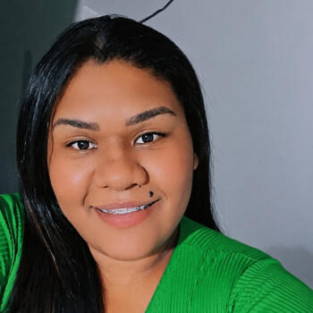 Babysitter in Florianópolis: Rayana