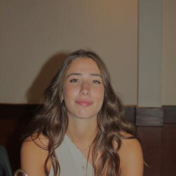 Babysitter in Dijon: Lina