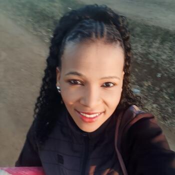 Babysitter in Clermont: Nosipho Nothando