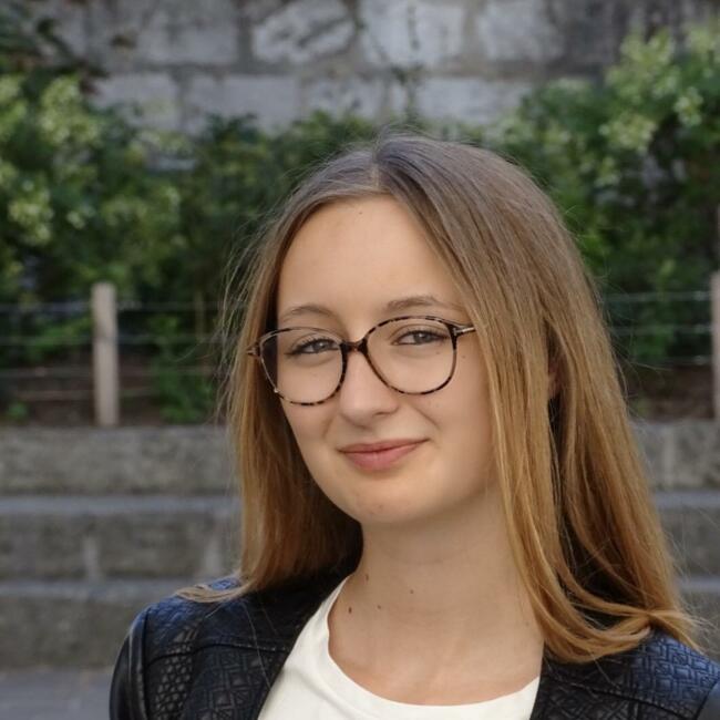 Babá em Metz: Amandine