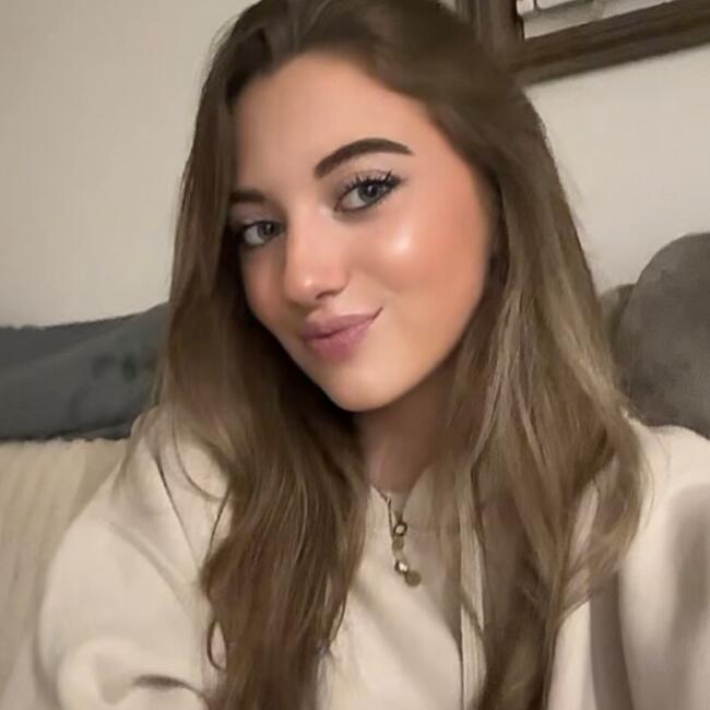 Babysitter in Villeneuve-d'Ascq: Louna