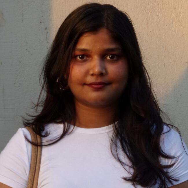 Babysitter in Villejuif: Abhiruchi