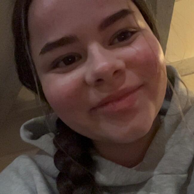 Babysitter in Roquefort-les-Pins: Lilou