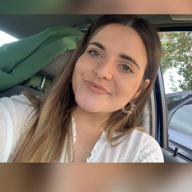 Babysitter in Coria del Río: Carolina