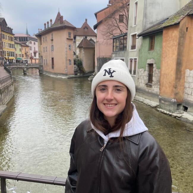 Babysitter in Hondarribia: Naroa