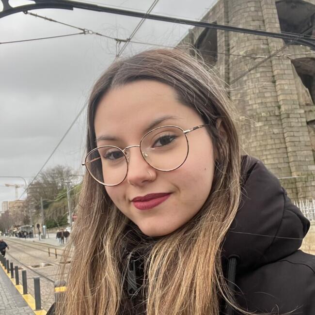 Babysitter in Cascais: Rita