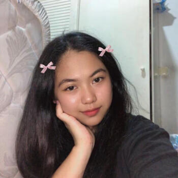 Babysitter South Tangerang: Siti