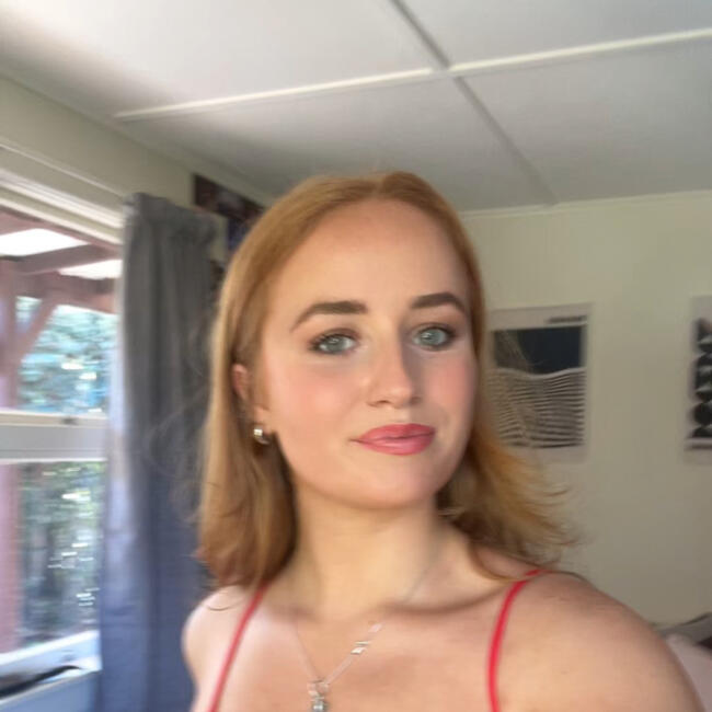 Babysitter in Lincoln: Rose