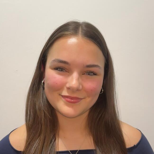 Babysitter in Guildford: Sophie