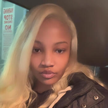 Babysitter in Richton Park: Katia