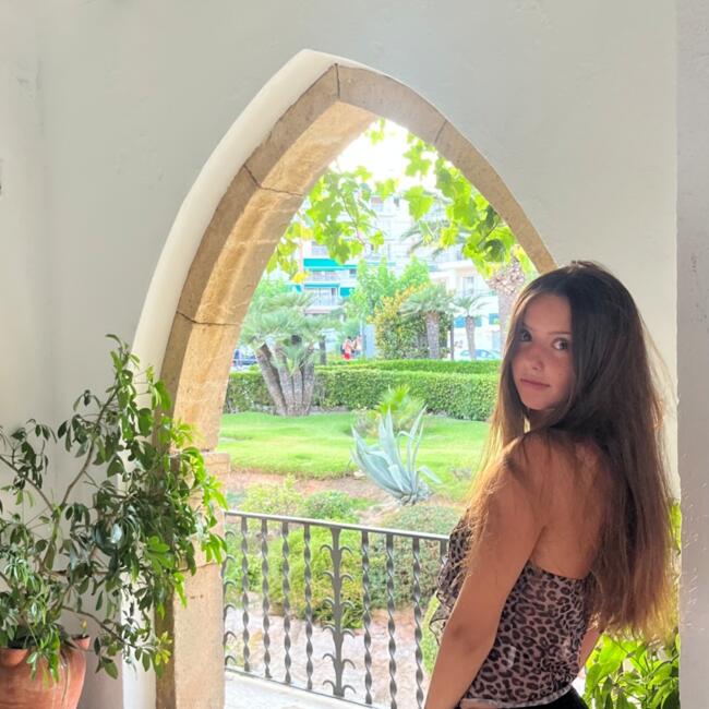 Babysitter in La Llagosta: Alicia