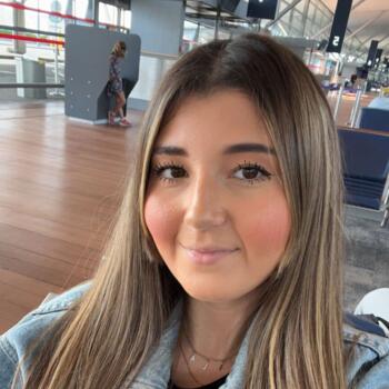 Baby-sitter Louvres: Sana