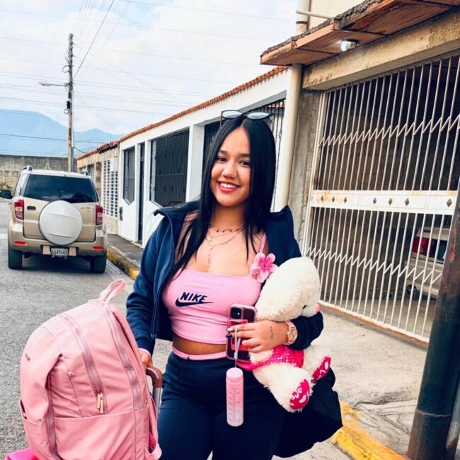 Babysitter in Móstoles: Anais