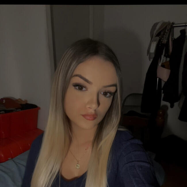 Babysitter in Tourcoing: Lisa