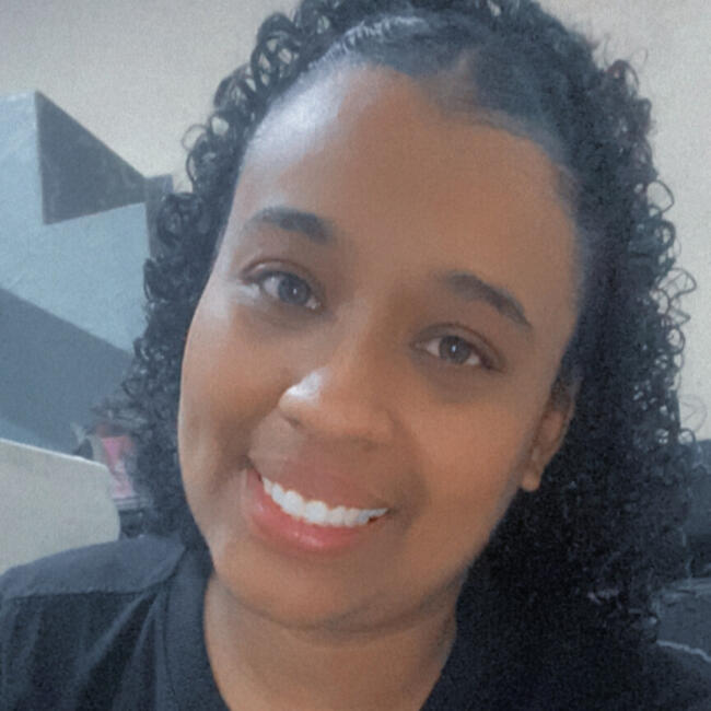 Babysitter in São Paulo (São Paulo): Adriane