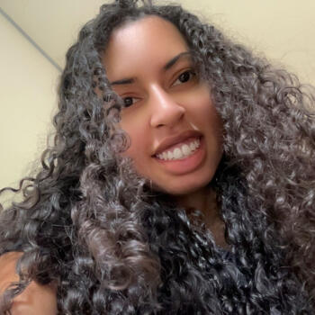 Babysitter Raposos: Larissa