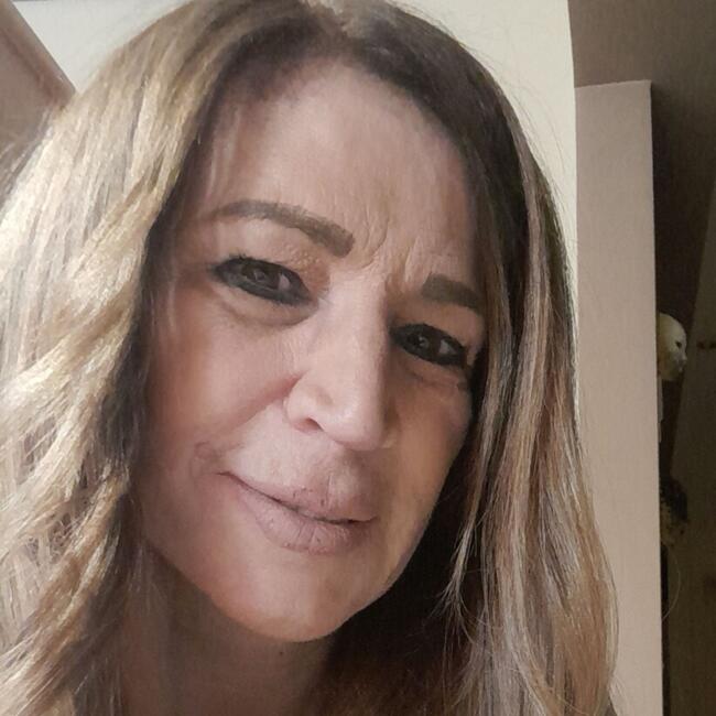 Babysitter in Piraeus: ΦΩΤΕΙΝΗ