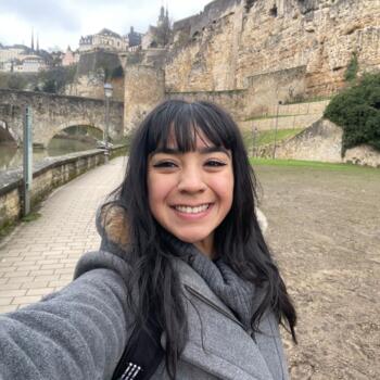 Babysitter in Paris: Tayna