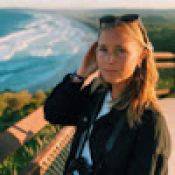 Babysitter Byron Bay: Camille