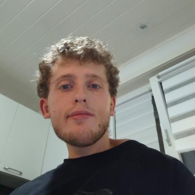 Babysitter in Biel: Jeremy