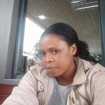 Babysitting job in Cape Town: babysitting job Maudy