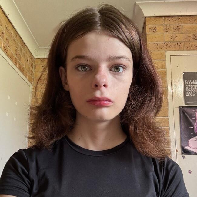 Babysitter in Brisbane: Chloe