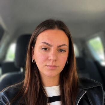 Babysitter Nîmes: Lola
