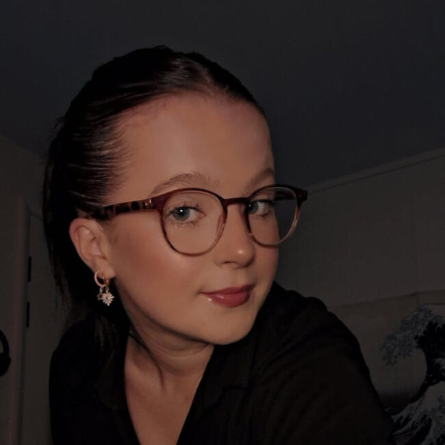 Babysitter in Richmond: April