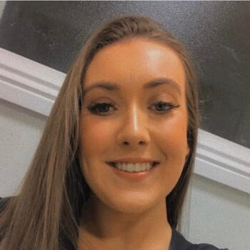 Babysitter in Greystones: Vanessa