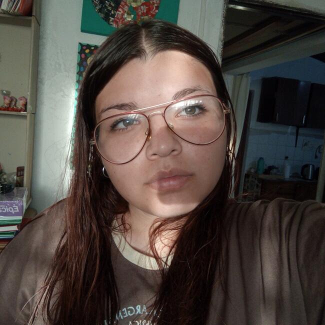 Babysitter in Paraná: Luciana