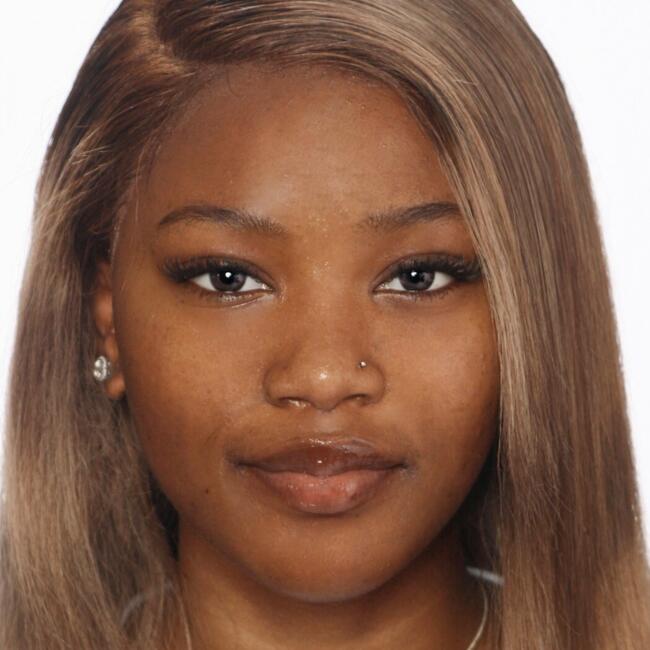 Babysitter in Berlin: Mosina hills