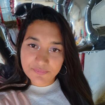 Niñera Canelones: Vanessa
