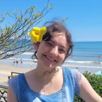 Babysitter in Porto Belo: Mariana