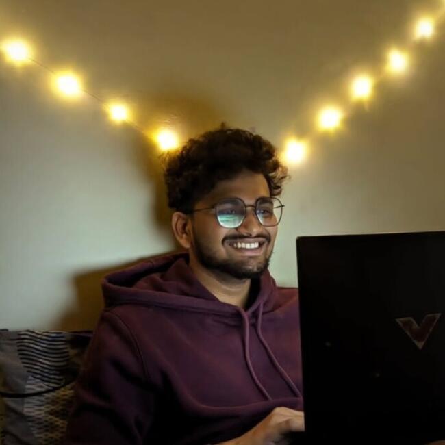 Babysitter in Kalyān: Pratik
