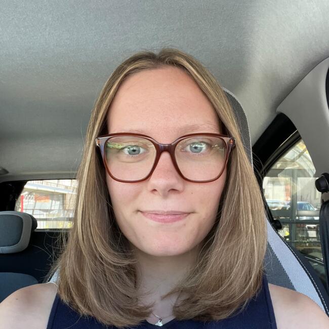 Babysitter in Conlie: Clémentine