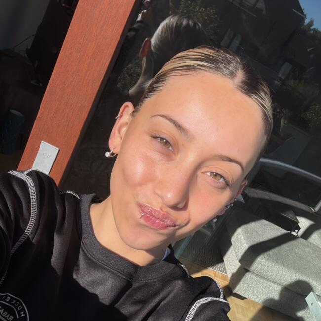 Babysitter in Woluwe-Saint-Lambert: Juana Zuccato