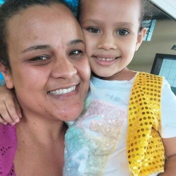 Babá em Toledo: Alessandra