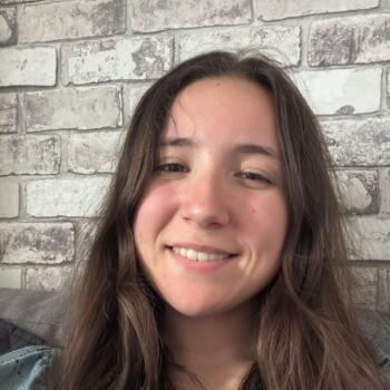 Baby-sitter Bourg-en-Bresse: Jade