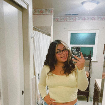 Babysitter in Fresno: Crisabella
